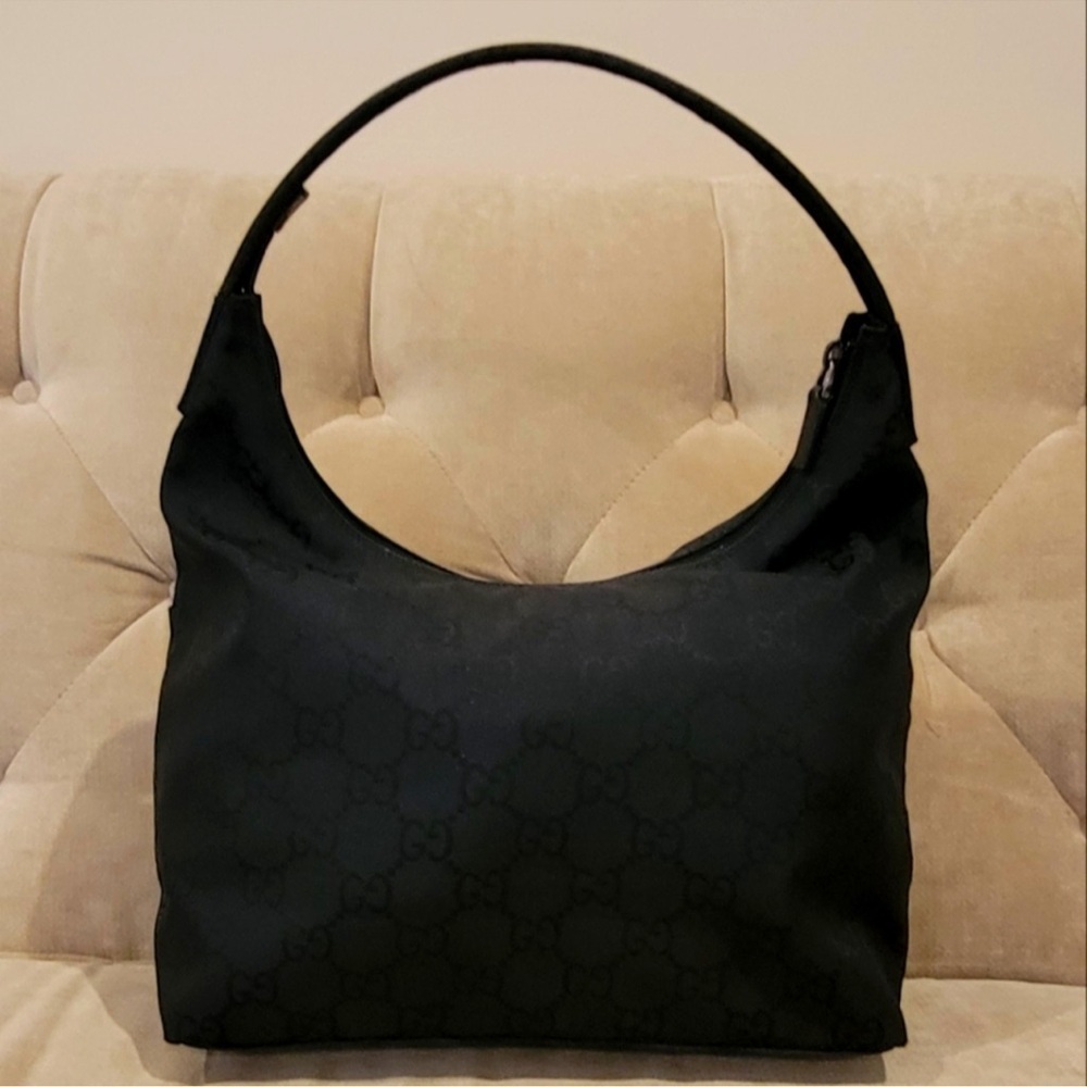 Authentic Gucci Black GG Monogram Nylon Canvas Hobo Vintage Bag. MA199 - Picture 3 of 16